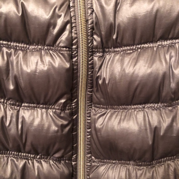 CALVIN KLEIN performance women’s puffer vest - Picture 3 of 9